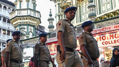 Police have launched a probe into the recitation of Faiz Ahmed Faiz's 'Hum Dekhenge' at a memorial event in Nagpur. (Hindustan Times) Police have launched a probe into the recitation of Faiz Ahmed Faiz's 'Hum Dekhenge' at a memorial event in Nagpur. (Hindustan Times)