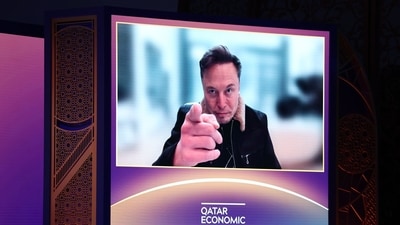 Tesla CEO Elon Musk affirmed his commitment to his company after it had faced backlash following his role in Trump's administration (Bloomberg) Tesla CEO Elon Musk affirmed his commitment to his company after it had faced backlash following his role in Trump's administration (Bloomberg)