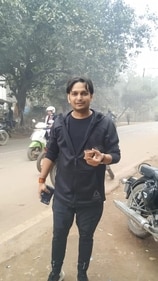 Paritosh Tripathi with his favourite khullad-wali chai (Photo: Instagram)