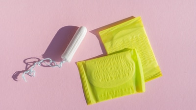 Even though menstrual hygiene is receiving attention in mainstream health conversations, tampons use continue to be wrongly positioned. (Freepik) Even though menstrual hygiene is receiving attention in mainstream health conversations, tampons use continue to be wrongly positioned. (Freepik)