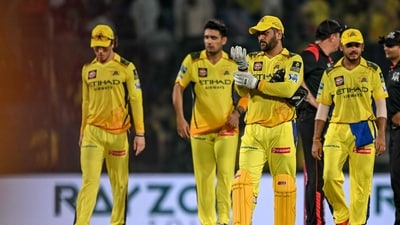 Chennai Super Kings' captain MS Dhoni (C) along with his teammates walks back after defeat to Rajasthan Royals (AFP) Chennai Super Kings' captain MS Dhoni (C) along with his teammates walks back after defeat to Rajasthan Royals (AFP)
