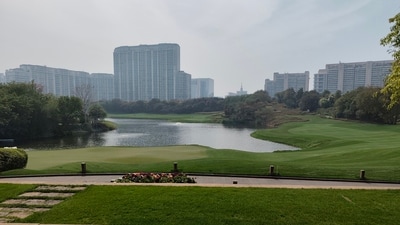 Mumbai real estate update: Real estate major DLF has announced plans to launch the first phase of its Mumbai project by June 2025, within the first quarter of the current financial year. (Picture for representational purposes only) (Mehul R Thakkar/HT)
