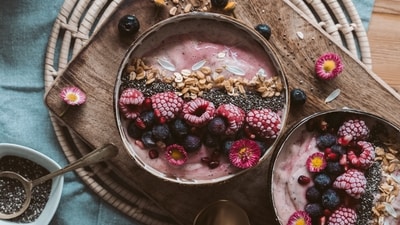 Starting the day with a nutritious breakfast helps replenish energy levels. (Pexels) Starting the day with a nutritious breakfast helps replenish energy levels. (Pexels)