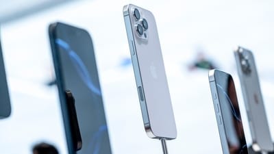 The iPhone 16 Pro Max is now available at lower prices on Amazon and Flipkart with added bank and exchange offers. (Bloomberg) The iPhone 16 Pro Max is now available at lower prices on Amazon and Flipkart with added bank and exchange offers. (Bloomberg)