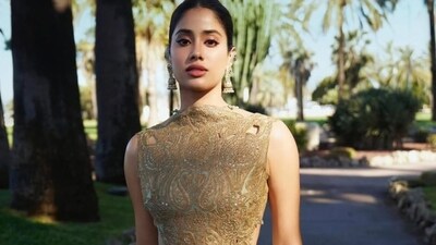 Stylist Rhea Kapoor shared a bunch of pictures of Janhvi's look for the premiere on her Instagram account. 