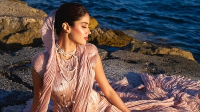 On May 20, Janhvi made her debut at the red carpet of the Cannes Film Festival. (Instagram) On May 20, Janhvi made her debut at the red carpet of the Cannes Film Festival. (Instagram)