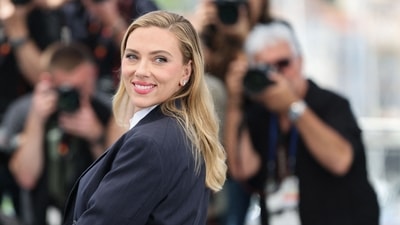 US director Scarlett Johansson poses during a photocall for the film "Eleanor the Great" at the 78th edition of the Cannes Film Festival in Cannes, southern France, on May 21, 2025. (Photo by Sameer AL-DOUMY / AFP) (AFP) US director Scarlett Johansson poses during a photocall for the film "Eleanor the Great" at the 78th edition of the Cannes Film Festival in Cannes, southern France, on May 21, 2025. (Photo by Sameer AL-DOUMY / AFP) (AFP)