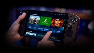 Microsoft may enter the handheld gaming space with a new Xbox device powered by a custom AMD chip Microsoft may enter the handheld gaming space with a new Xbox device powered by a custom AMD chip