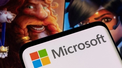 Microsoft has delayed the launch of its Xbox mobile store, blaming Apple's App Store rules and ongoing legal battle. (Microsoft)