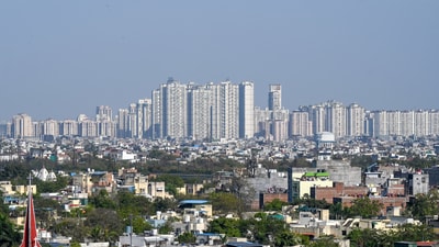 ASK Property Fund and India Sotheby’s International Realty (ISIR) backed real estate fund has raised ₹500 crore to invest in luxury housing projects across major cities within three months of the launch of its Alternative Investment Fund platform, ASK Curated Luxury Assets Fund- I. (Representational image) (Sunil Ghosh / Hindustan Times) ASK Property Fund and India Sotheby’s International Realty (ISIR) backed real estate fund has raised ₹500 crore to invest in luxury housing projects across major cities within three months of the launch of its Alternative Investment Fund platform, ASK Curated Luxury Assets Fund- I. (Representational image) (Sunil Ghosh / Hindustan Times)