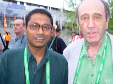 A fan boy moment during the 2006 World Cup. (Dhiman Sarkar)
