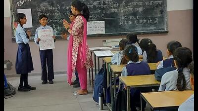 A total of 22 Indian languages are being taught, with around 75 to 80 students enrolled in each school. Apart from school teachers, community volunteers have also been roped in for the camps. (HT File) A total of 22 Indian languages are being taught, with around 75 to 80 students enrolled in each school. Apart from school teachers, community volunteers have also been roped in for the camps. (HT File)