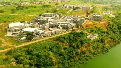 This e-Masters programme intends to equip working professionals with cutting-edge skills to apply machine learning (ML) in core engineering domains. (https://iitgn.ac.in/about) This e-Masters programme intends to equip working professionals with cutting-edge skills to apply machine learning (ML) in core engineering domains. (https://iitgn.ac.in/about)
