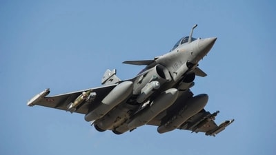 Indian Rafale launched missiles and 11 strikes by S-400 knocked out Pakistan.