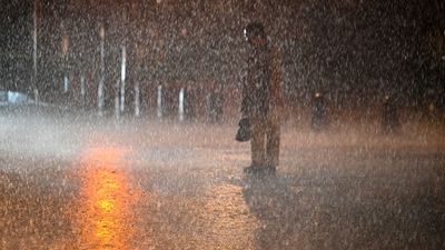 As heavy rain battered Delhi, the weather department said that winds with speeds of 60-70 kmph were reported across the capital and nearby areas. (Hindustan Times) As heavy rain battered Delhi, the weather department said that winds with speeds of 60-70 kmph were reported across the capital and nearby areas. (Hindustan Times)