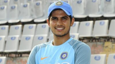 Everything indicates a brave choice by the selectors to step into the future — starting with the choice of Gill, a relative veteran in this team with 32 Tests and an average of around 35 (which is low for a top-order batter) Everything indicates a brave choice by the selectors to step into the future — starting with the choice of Gill, a relative veteran in this team with 32 Tests and an average of around 35 (which is low for a top-order batter)