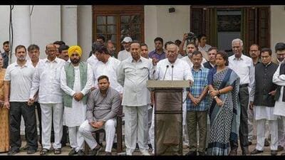 Initial talks over seat-sharing may take place at the state-level coordination committee. (HT file photo) Initial talks over seat-sharing may take place at the state-level coordination committee. (HT file photo)