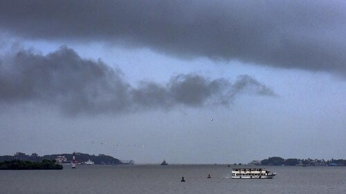 Dark clouds cover the skyline, in Kochi of Ernakilam district in Kerala on Saturday. (HT Photo) Dark clouds cover the skyline, in Kochi of Ernakilam district in Kerala on Saturday. (HT Photo)