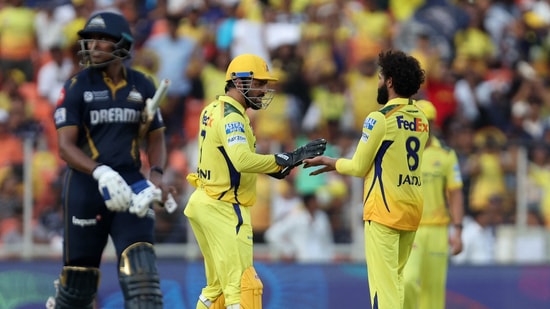 GT vs CSK Live Score: MS Dhoni and Ravindra Jadeja celebrate the dismissal of Sai Sudharsan.