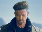Hrithik's Roshan's 'bigger' arm size in War 2 teaser wowed fans (YouTube and Reddit/ BollyBlindsNGossip) Hrithik's Roshan's 'bigger' arm size in War 2 teaser wowed fans (YouTube and Reddit/ BollyBlindsNGossip)
