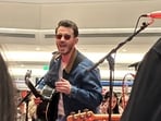 Kevin Jonas admits to seeking therapy after Jonas Brothers' last tour. Kevin Jonas admits to seeking therapy after Jonas Brothers' last tour.