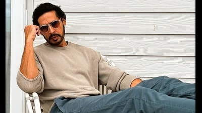 Dino Morea was questioned by Mumbai Police's Economic Offences Wing (EOW). Dino Morea was questioned by Mumbai Police's Economic Offences Wing (EOW).