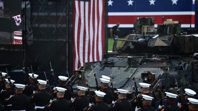 Washington, D.C. will host its largest Memorial Day event live on Constitution Avenue, featuring musical performances and a parade.(Photo by Brendan Smialowski / AFP) (AFP) Washington, D.C. will host its largest Memorial Day event live on Constitution Avenue, featuring musical performances and a parade.(Photo by Brendan Smialowski / AFP) (AFP)