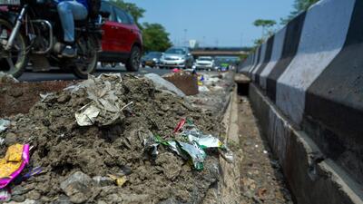 Silt and waste near the Moolchand underpass in New Delhi on Monday. (RAJ K RAJ /HT PHOTO) Silt and waste near the Moolchand underpass in New Delhi on Monday. (RAJ K RAJ /HT PHOTO)