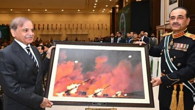 Pakistan Army Field Marshal Asim Munir was trolled for gifting a fake photo on Operation Bunyan. The image is actually from a 2019 Chinese military drill. (X/ @mufaddal_vohra) Pakistan Army Field Marshal Asim Munir was trolled for gifting a fake photo on Operation Bunyan. The image is actually from a 2019 Chinese military drill. (X/ @mufaddal_vohra)