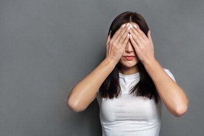 Rubbing your palms and placing them on your eyes soothes your eye strain. (Shutterstock)