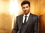 Aditya Roy Kapur lives in Bandra West, Mumbai. 