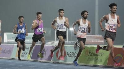 India’s Gulveer Singh (R) -- here running in a domestic meet -- won the 10,000m on Day 1 of the Asian Athletics Championships in Gumi, South Korea. (HT PHOTO) India’s Gulveer Singh (R) -- here running in a domestic meet -- won the 10,000m on Day 1 of the Asian Athletics Championships in Gumi, South Korea. (HT PHOTO)