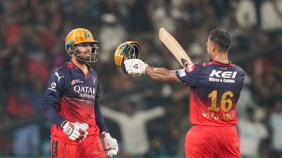 Mayank Agarwal salutes Jitesh. Mayank played a crucial knock of 41*(23), a perfect foil for first Kohli then Jitesh, in only his second match after coming in as an injury replacement. An under-the-radar but absolutely crucial contribution amidst the storm of Jitesh's carnage. (PTI) Mayank Agarwal salutes Jitesh. Mayank played a crucial knock of 41*(23), a perfect foil for first Kohli then Jitesh, in only his second match after coming in as an injury replacement. An under-the-radar but absolutely crucial contribution amidst the storm of Jitesh's carnage. (PTI)