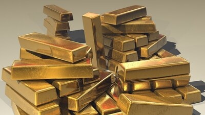 On the global front, spot gold slipped by USD 45.03 per ounce or 1.35 per cent to USD 3,296.92 per ounce. (Pixabay/ Representative)