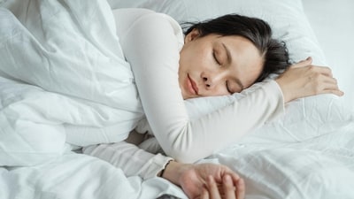 The optimal amount of sleep for health differs from country to country. The optimal amount of sleep for health differs from country to country.