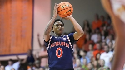 The Auburn Tigers' basketball star Tahaad Pettiford withdrew from the NBA draft process on Wednesday, the program announced. The Auburn Tigers' basketball star Tahaad Pettiford withdrew from the NBA draft process on Wednesday, the program announced.
