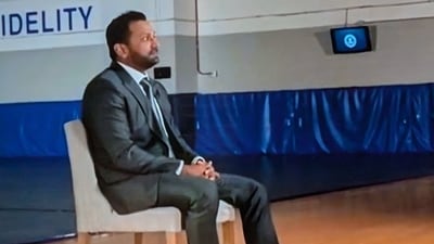 'Kash Patel height' memes viral after Fox interview; netizens ask how tall is FBI chief (X) 'Kash Patel height' memes viral after Fox interview; netizens ask how tall is FBI chief (X)