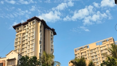 The Maharashtra government, in its housing policy finalised last week, has announced a series of relaxations for senior housing projects. (Representational photo) (Mehul R Thakkar/HT)