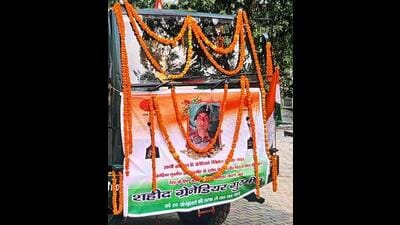 On Wednesday, an army contingent reached the village with his body wrapped in the tricolour, where people from the entire village as well as the surrounding areas paid tributes to him. (Sourced)