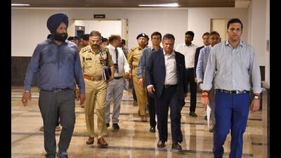 UP chief secretary Manoj Kumar Singh and DGP Prashant Kumar, accompanied by senior officials, review the arrangements (HT) UP chief secretary Manoj Kumar Singh and DGP Prashant Kumar, accompanied by senior officials, review the arrangements (HT)