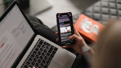 A boss demanded that an employee come to office on her day off, sparking backlash online (Representational image) A boss demanded that an employee come to office on her day off, sparking backlash online (Representational image)