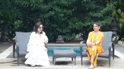 Raveena Tandon asked Farah Khan about spreading rumours about her catfight on set. Raveena Tandon asked Farah Khan about spreading rumours about her catfight on set.