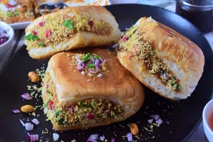 The Dabeli The Dabeli