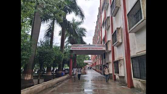 City-based Sinhgad Academy of Engineering has made special arrangements for the second-year IT student to appear for her semester examination. (HT)