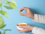 Supplements can interact with medications or worsen underlying health conditions. (Freepik)