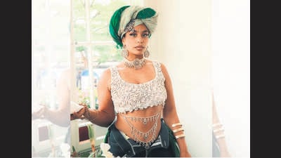 BombayMami says she’d choose jhumkas over a Swiss watch, and Delhi over Bern BombayMami says she’d choose jhumkas over a Swiss watch, and Delhi over Bern