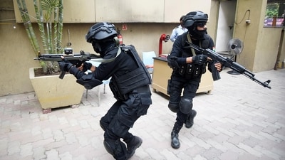 Anti-Terror Squad of Bihar team during mock drill at P&M Mall at Patliputra area in Patna. (ANI File)