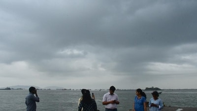 Dark monsoon clouds seen over the sky, in Mumbai, India, on Wednesday, May 28, 2025. (Photo by Bhushan Koyande/HT Photo) Dark monsoon clouds seen over the sky, in Mumbai, India, on Wednesday, May 28, 2025. (Photo by Bhushan Koyande/HT Photo)
