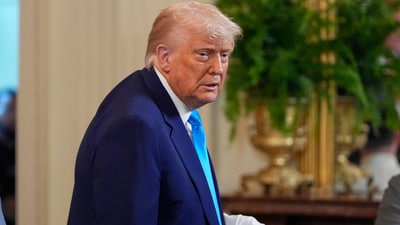 Court blocks Trump tariffs, says, “Unlimited tariff authority is unconstitutional” (AP) Court blocks Trump tariffs, says, “Unlimited tariff authority is unconstitutional” (AP)