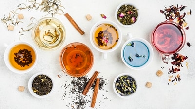 Discover which teas support liver health and which ones to avoid. (Freepik) Discover which teas support liver health and which ones to avoid. (Freepik)